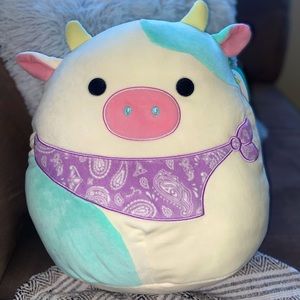 14 inch Belana Cow Squishmellow!